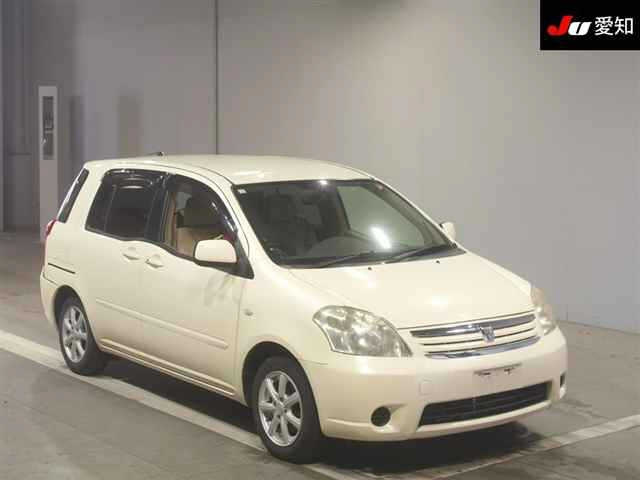 TOYOTA RAUM
