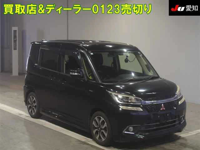 MITSUBISHI DELICA D2