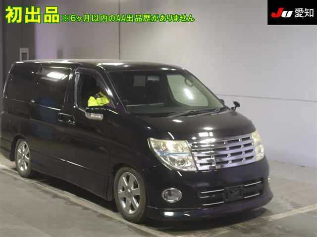 NISSAN ELGRAND