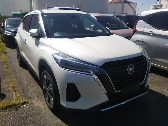 NISSAN KIX