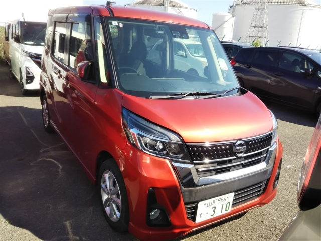 NISSAN DAYZ ROOX