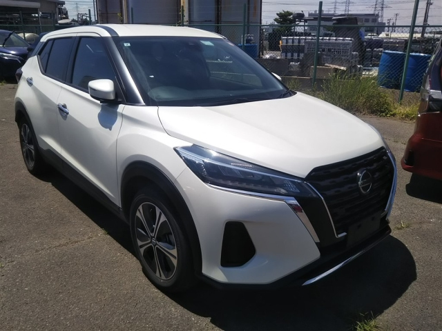 NISSAN KIX