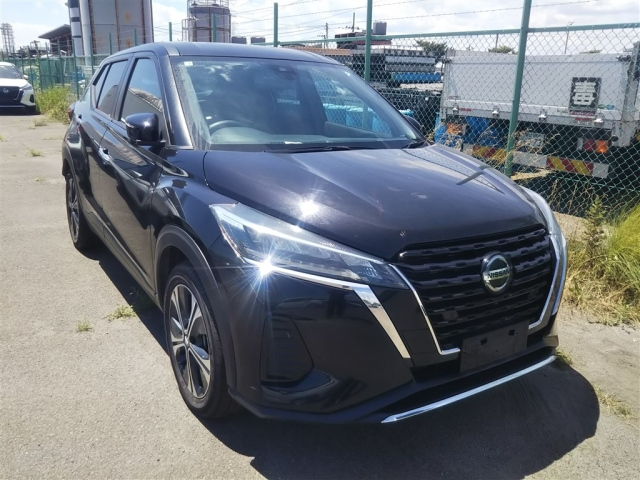 NISSAN KIX