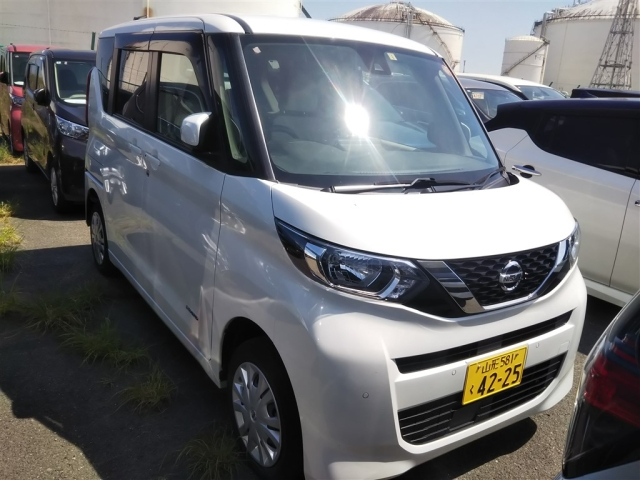 NISSAN ROOX