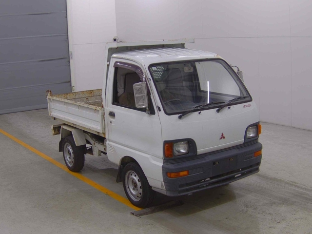MITSUBISHI MINICAB TRUCK