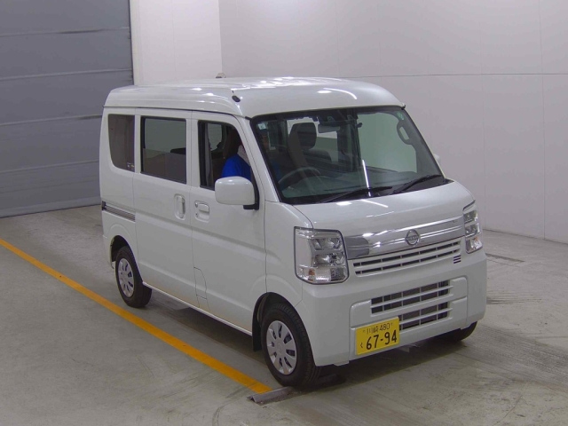 NISSAN CLIPPER VAN