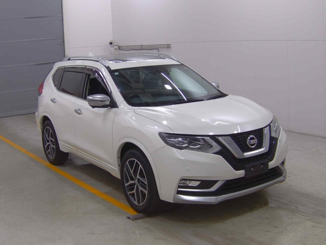 NISSAN X-TRAIL