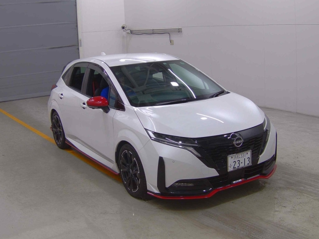 NISSAN AURA