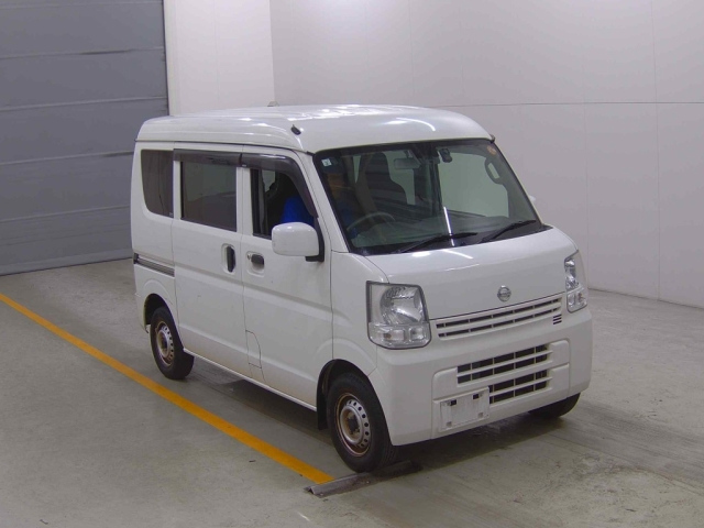 NISSAN CLIPPER VAN