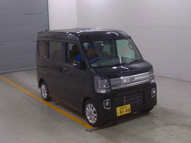 NISSAN CLIPPER RIO
