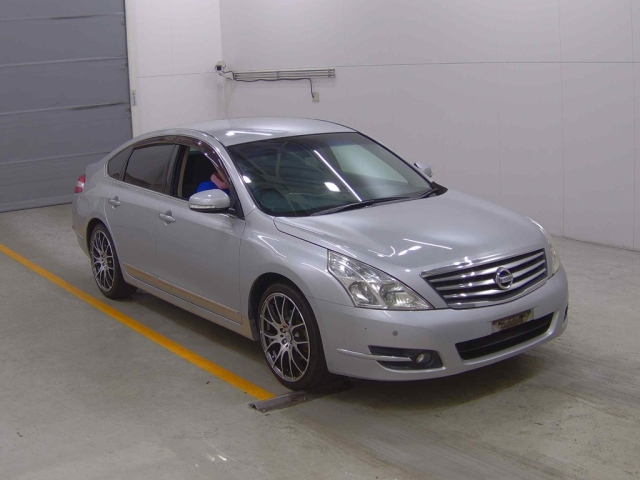 NISSAN TEANA