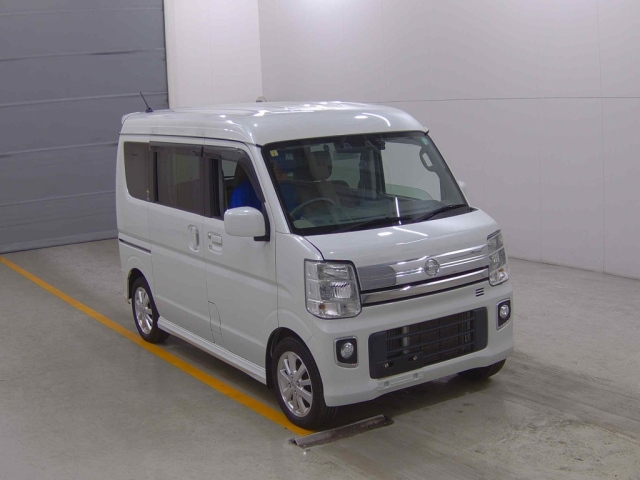 NISSAN CLIPPER RIO