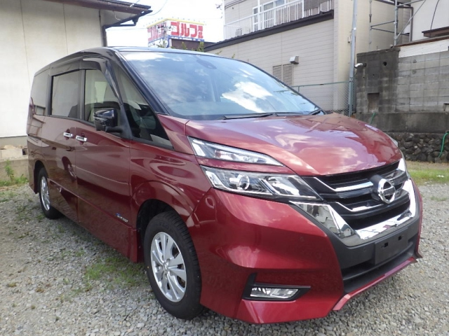 NISSAN SERENA