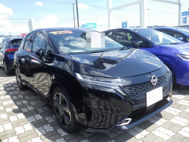 NISSAN AURA