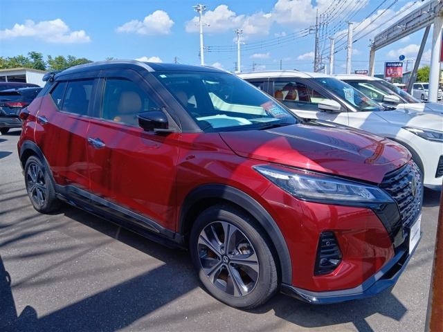 NISSAN KIX
