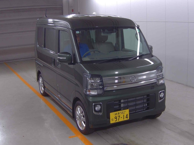 NISSAN CLIPPER RIO