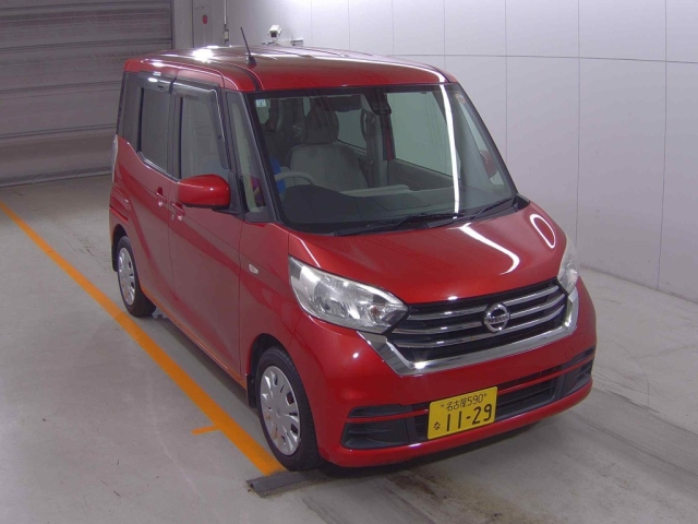 NISSAN DAYZ ROOX