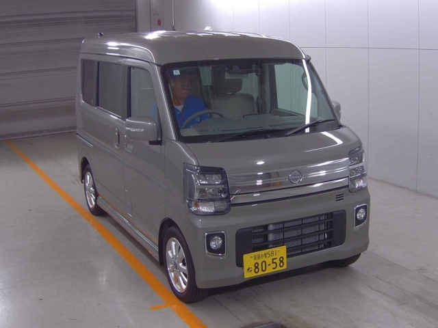 NISSAN CLIPPER RIO