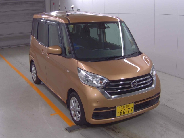 NISSAN DAYZ ROOX