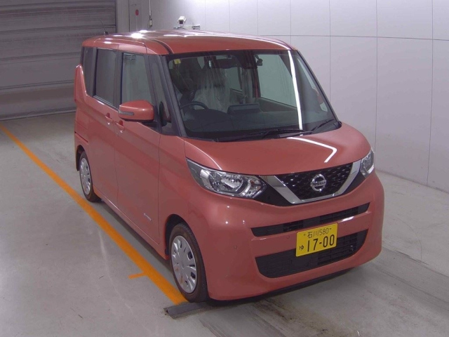 NISSAN ROOX