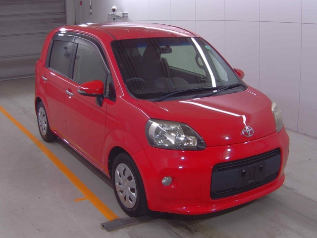 TOYOTA PORTE