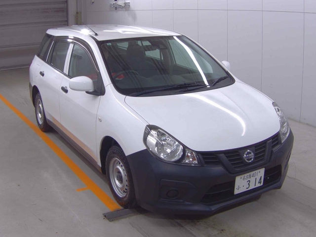 NISSAN AD