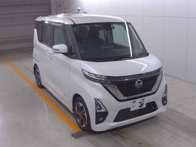 NISSAN ROOX