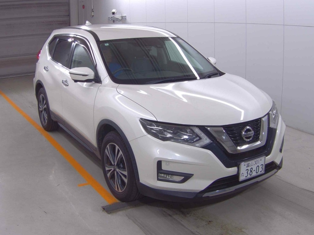 NISSAN X-TRAIL