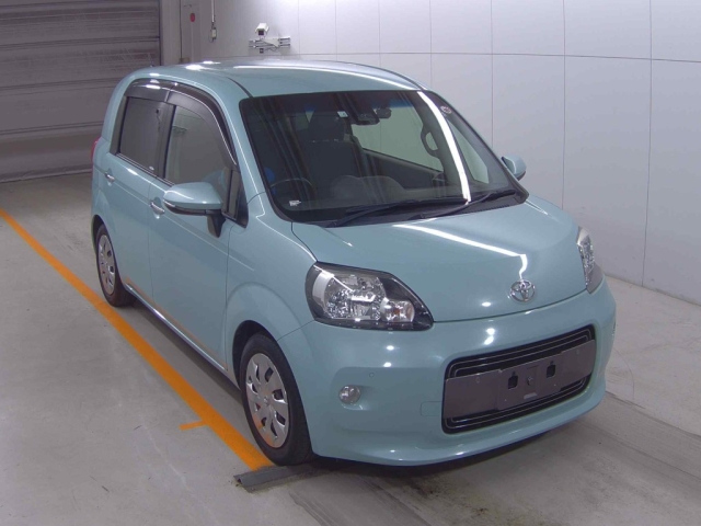TOYOTA PORTE