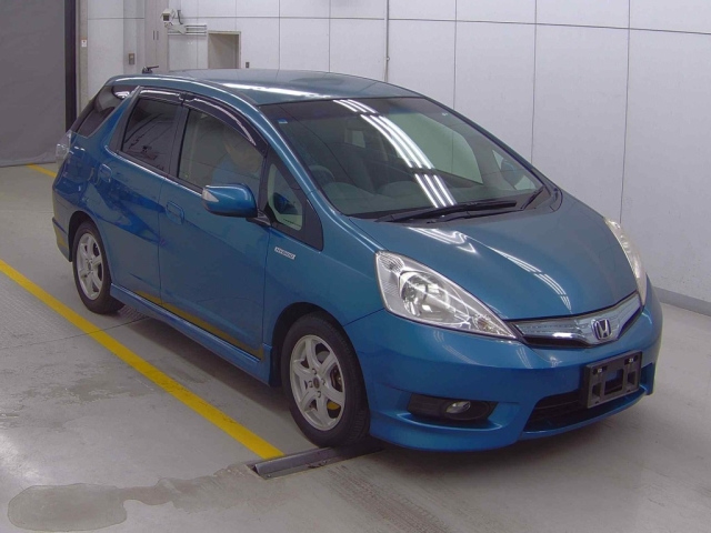 HONDA FIT SHUTTLE