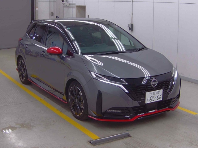 NISSAN AURA