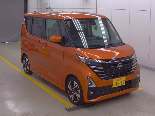 NISSAN ROOX