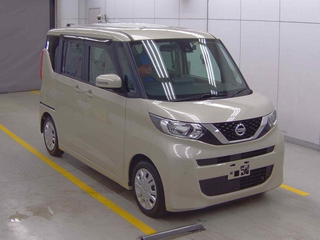 NISSAN ROOX