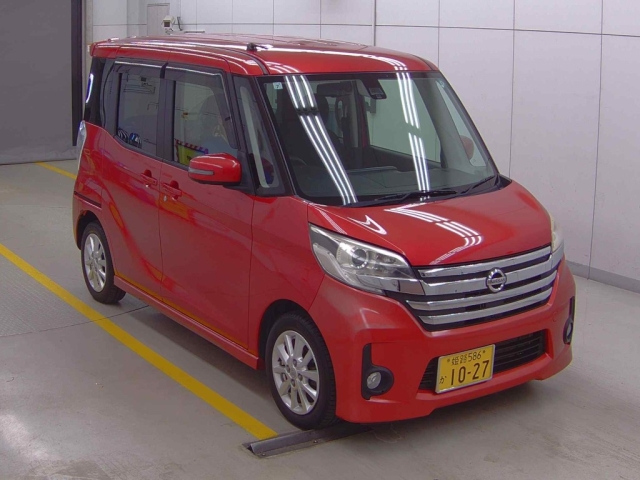 NISSAN DAYZ ROOX