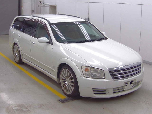 NISSAN STAGEA