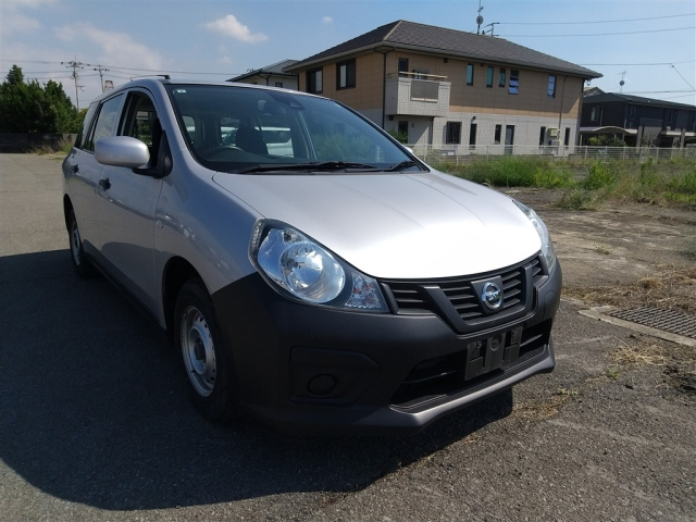 NISSAN AD