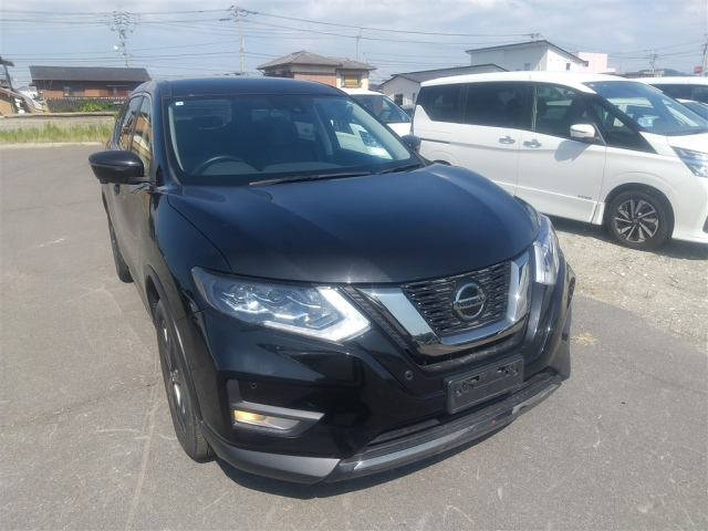 NISSAN X-TRAIL