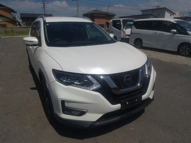 NISSAN X-TRAIL