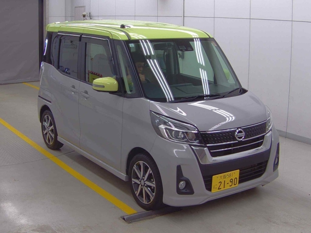NISSAN DAYZ ROOX