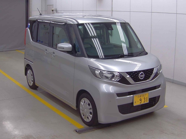 NISSAN ROOX