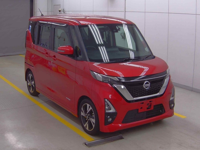 NISSAN ROOX