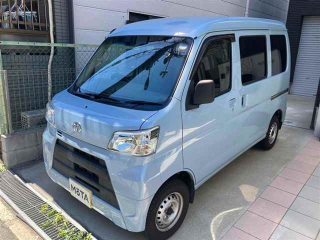 TOYOTA PIXIS VAN