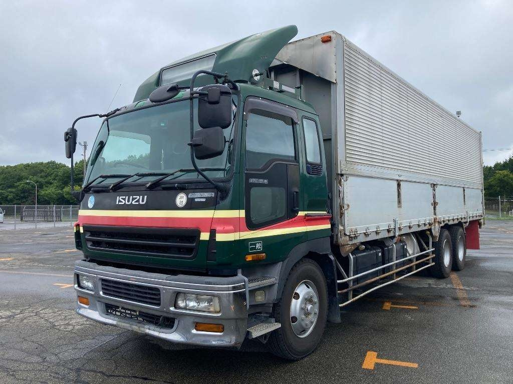 ISUZU GIGA