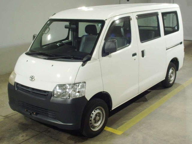 TOYOTA TOWN ACE VAN