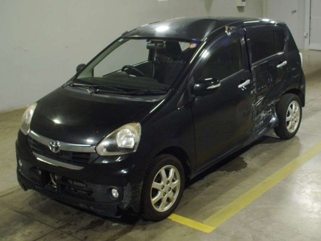TOYOTA PIXIS EPOCH