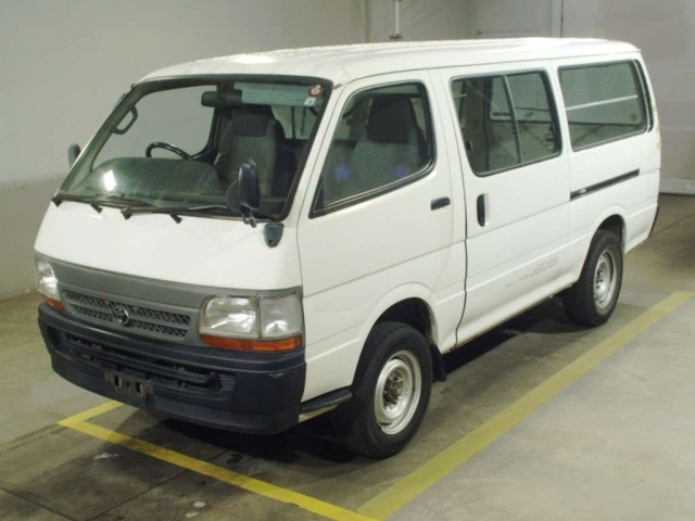 TOYOTA HIACE VAN