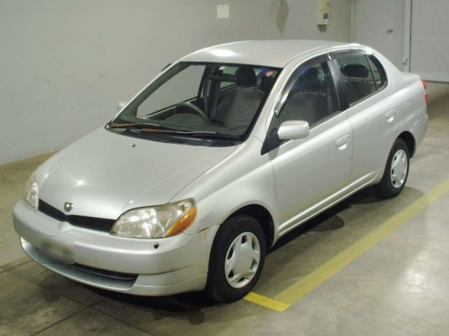 TOYOTA PLATZ