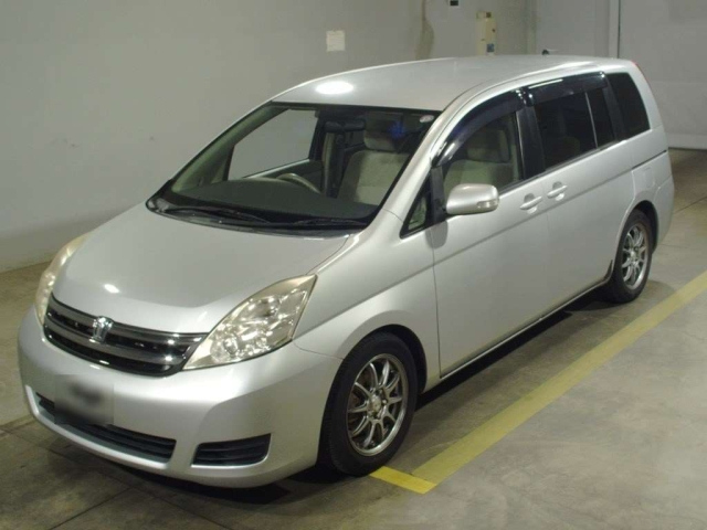 TOYOTA ISIS