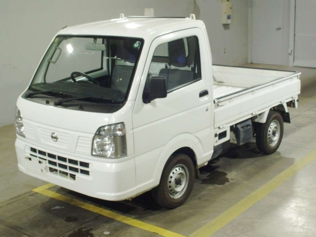 NISSAN CLIPPER TRUCK