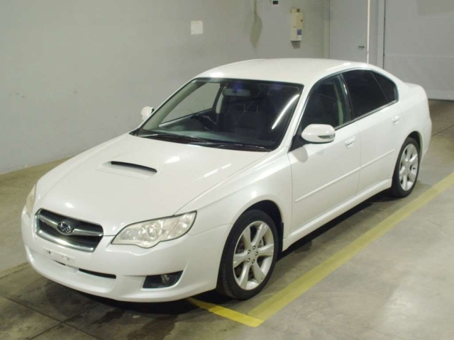 SUBARU LEGACY B4
